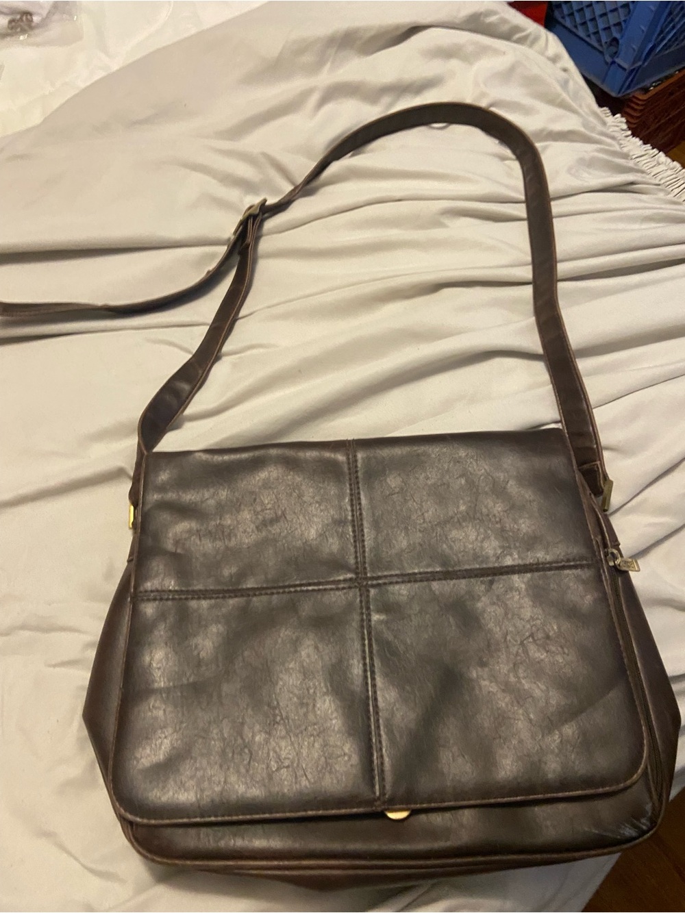 Cherokee Dark Brown Leather Crossbody Bag